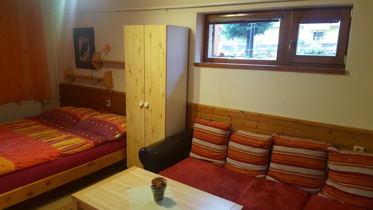 Family House - Apartmany Zuzana Stará Lesná المظهر الخارجي الصورة